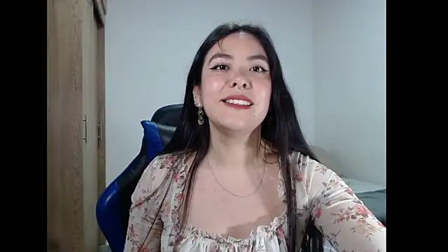 EloiseJun Cameră chat live