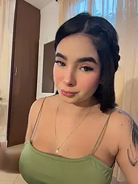 Amy_ruizz Adlı Modelin Canlı Sohbet Odası