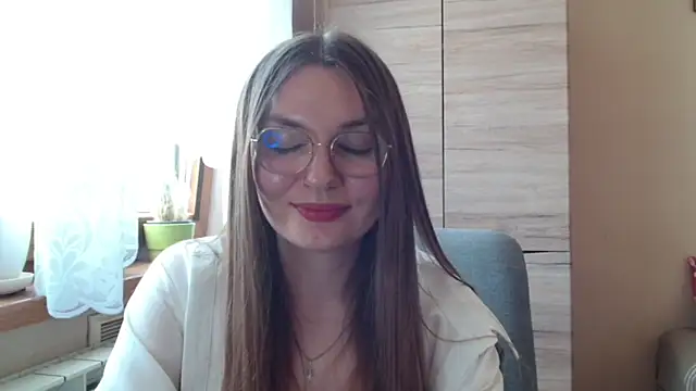 غرفة دردشة LooveELLYx المباشرة