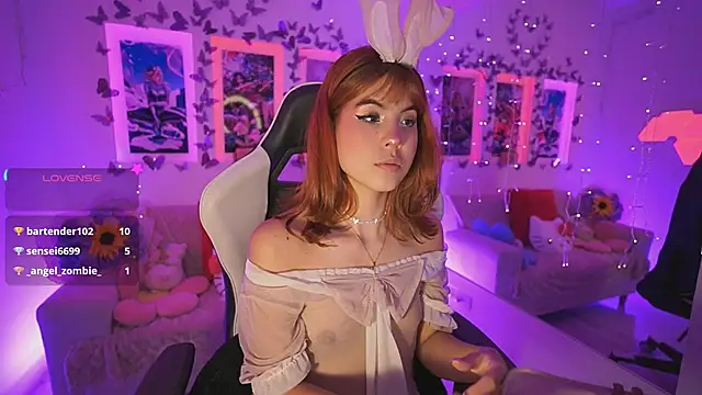 Živá chatovací místnost DahliaGrey