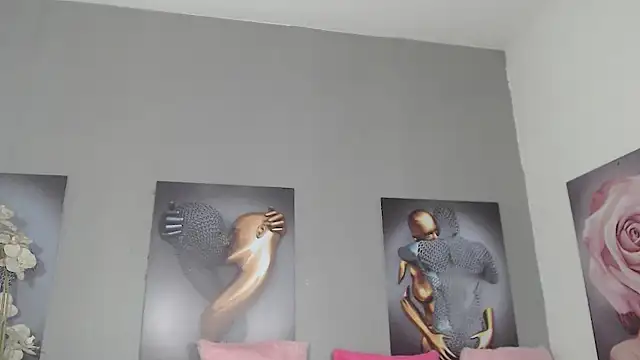 Chat soba uživo modela AntonellaBlanc