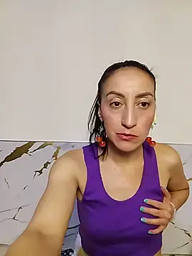 חדר צ'אט בשידור חי של Oriana111