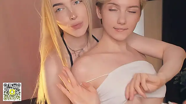 MaeEversley: вебкам-шоу