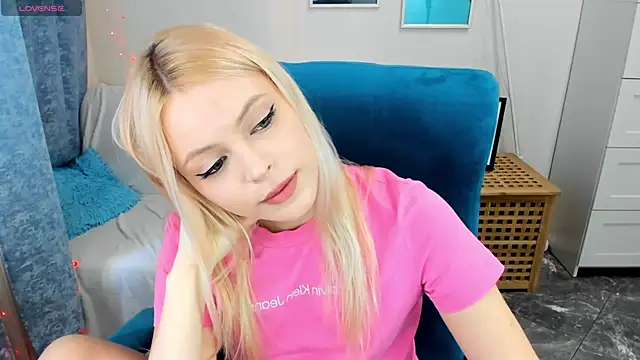 KatherineePierce's Live Chat Room
