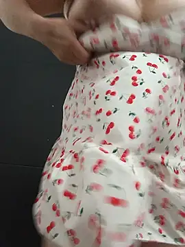 florecita_69 Adlı Modelin Canlı Sohbet Odası