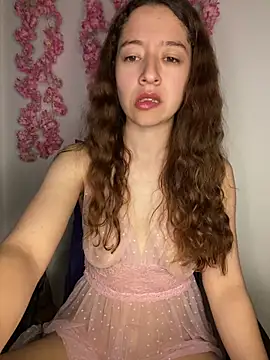 -rosi Adlı Modelin Canlı Sohbet Odası