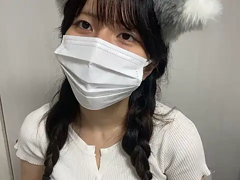 --yuuzu--'s Live Chat Room