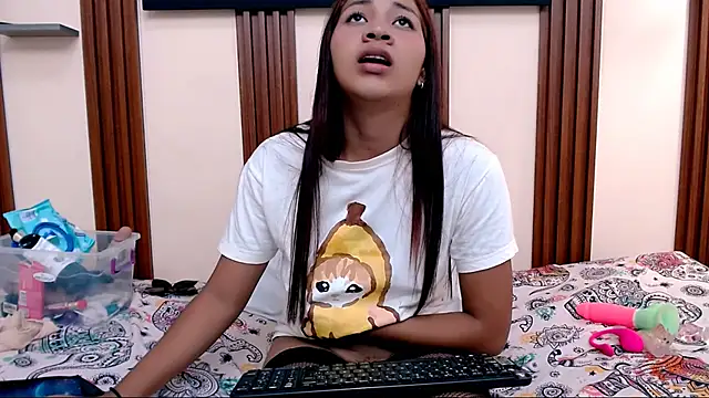 kimberly18cute's Live Chat Room