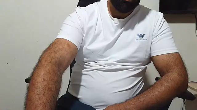 Seks show uživo modela Samirfuker84 na kameri
