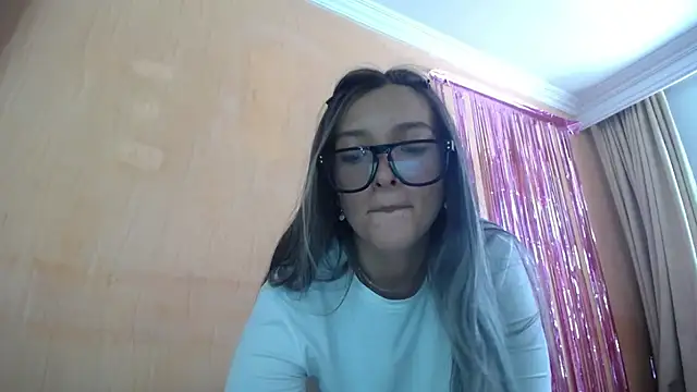 miss_lilieth: онлайн-чат