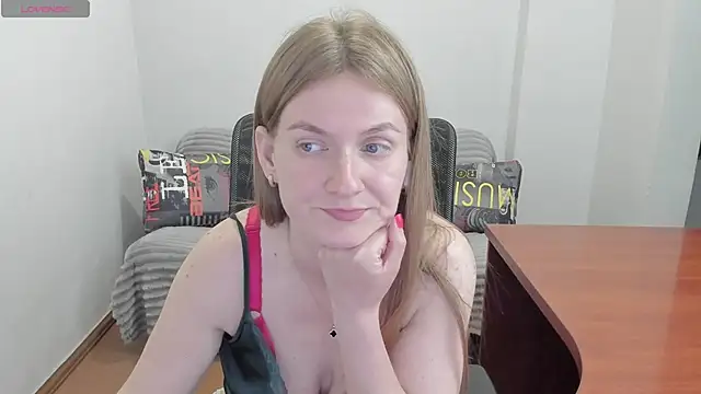 Alisha_Skyes: онлайн-чат