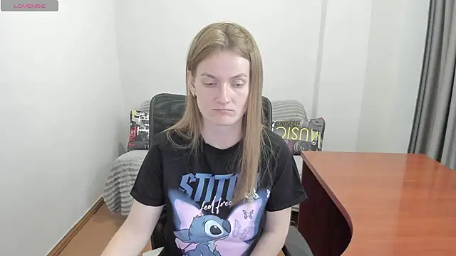 Alisha_Skyes Adlı Modelin Canlı Sohbet Odası
