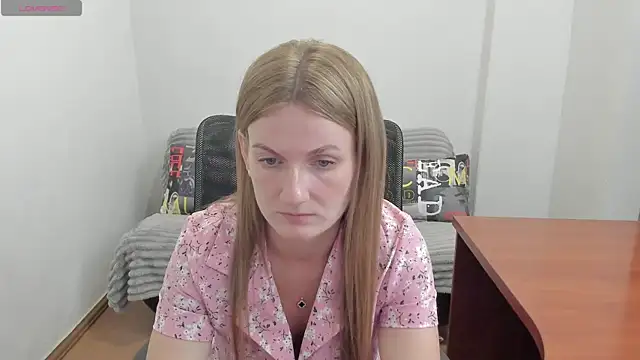 Živá chatovací místnost Alisha_Skyes