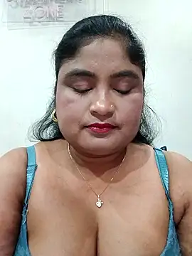 hornyriyanka – live chatrum