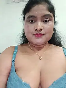 hornyriyanka Adlı Modelin Canlı Sohbet Odası