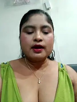 ห้องแชทสดของ hornyriyanka
