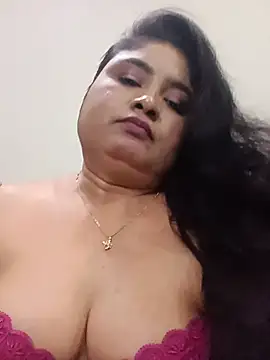 hornyriyanka – Naživo chatovacia miestnosť