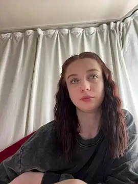 MiraXS' Live Chat Room