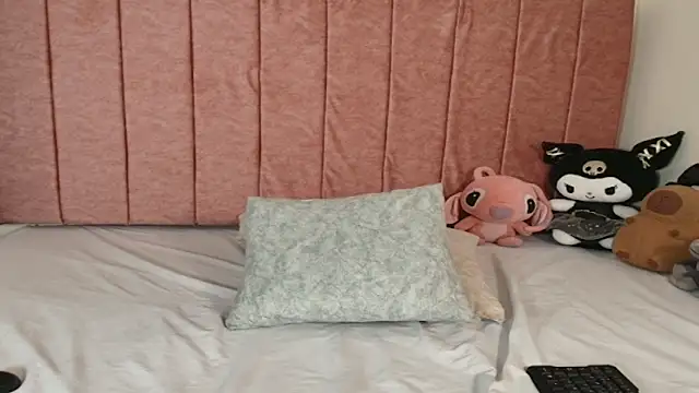 Barbiie_98 élő chatszobája