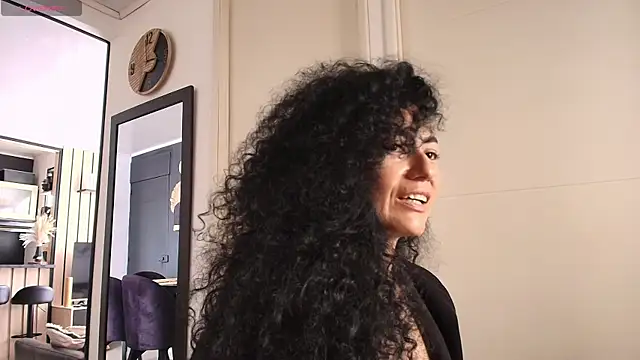 Sala de chat ao vivo de Koral369