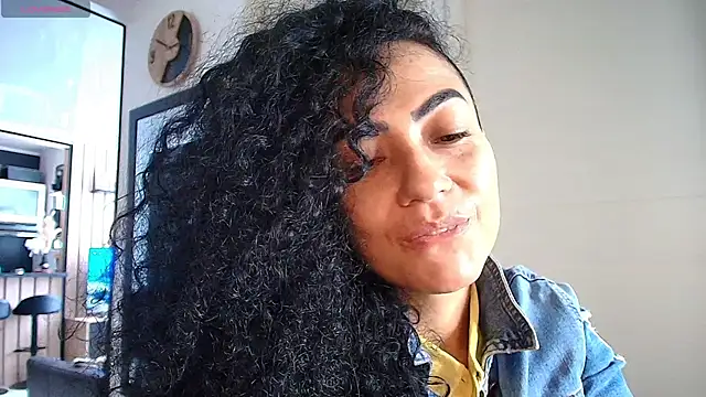 Koral369 – Naživo XXX chat
