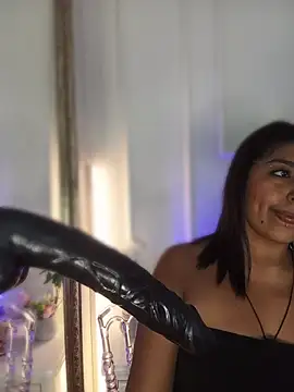 ห้องแชทสดของ Kaylachannell