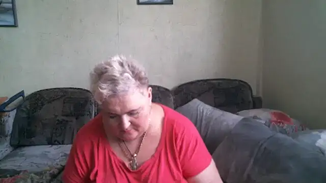 Lana555 Adlı Modelin Canlı Sohbet Odası