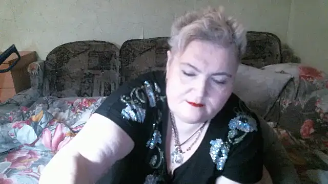 Lana555 Adlı Modelin Canlı Sohbet Odası