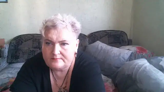 Lana555 – Naživo chatovacia miestnosť