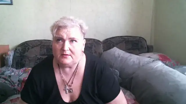 Lana555 Adlı Modelin Canlı Sohbet Odası