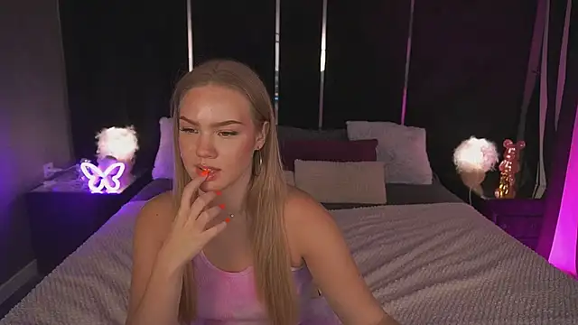 Sala de chat ao vivo de CelesteNoir