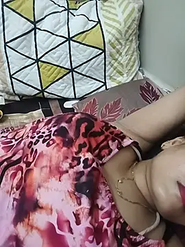 Pihu_Chopra Live chatroom