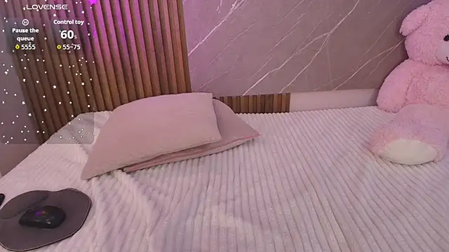 ห้องแชทสดของ biancaa_18