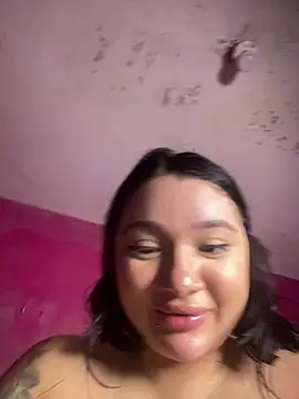 Cam-Yumi's Live Chat Room