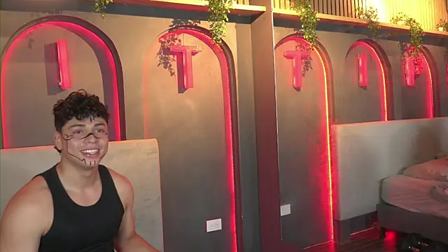 Ethan_occonorのライブチャットルーム