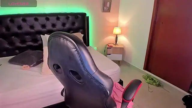 LolaVillalobos Adlı Modelin Canlı Sohbet Odası