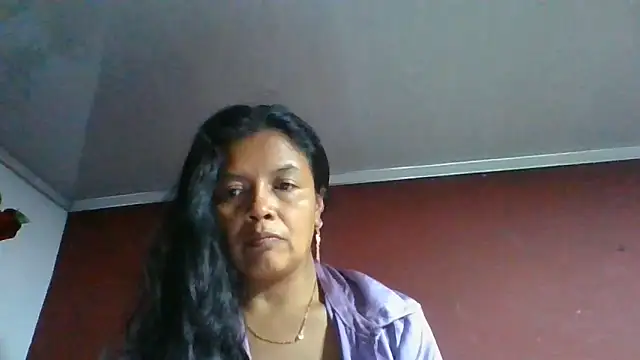 Chatroom en direct de DianaOchoa_