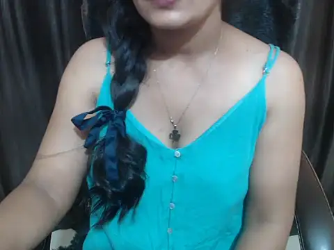 Kudi_Kiyara – live chatrum