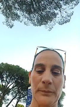 غرفة دردشة caro252 المباشرة