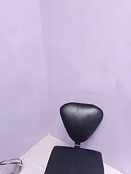 Chat soba uživo modela camila_hot_05