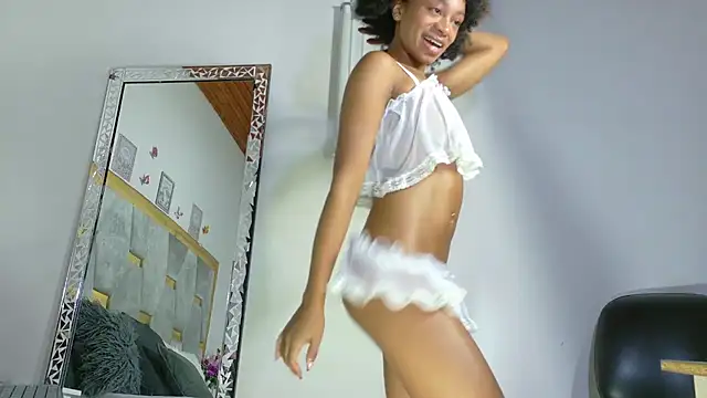 AliyahBrowns' Live Chat Room