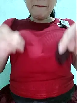 Shine_Mai Live Chatraum