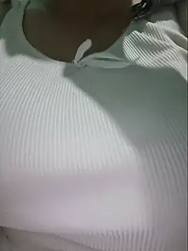 Chat ao vivo de Shine_Mai