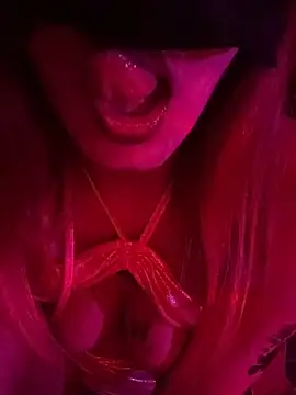 غرفة دردشة MiNniE_666 المباشرة