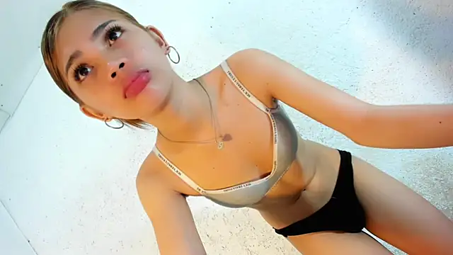 Ts_morena's Live Sex Cam Show