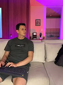 Živá chatovací místnost alice_n_mike