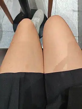 Chat soba uživo modela Ori-Lynk
