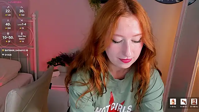 Violet_Griffen Adlı Modelin Canlı Sohbet Odası
