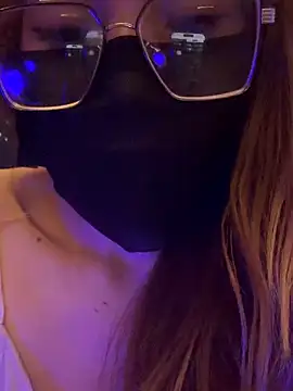 Miss_June666 실시간 채팅방
