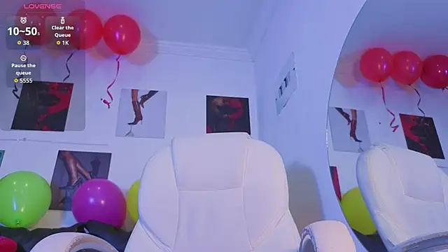 Chat soba uživo modela valkyria_12